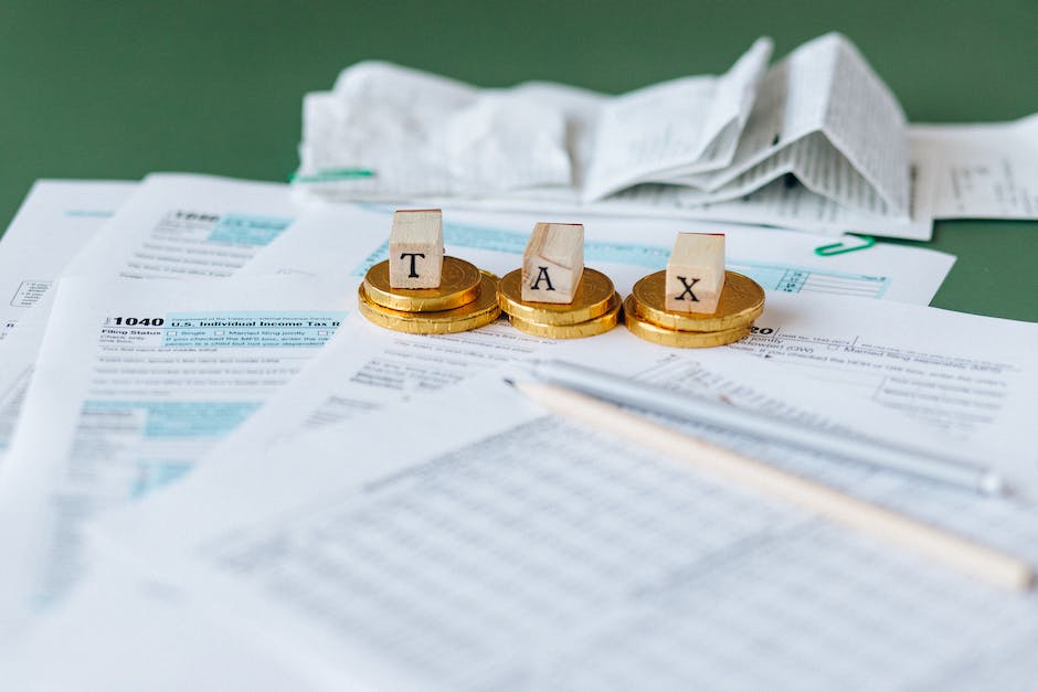 Saving Energy and Money with Seasonal HVAC Maintenance